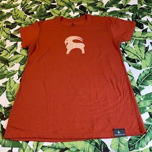 Back Country Allover Topo Goat Women’s Short Sleeve T-Shirt Size Medium